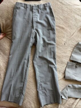 Women’s Hickey Freeman Tailored mid/high waist Trousers size 2